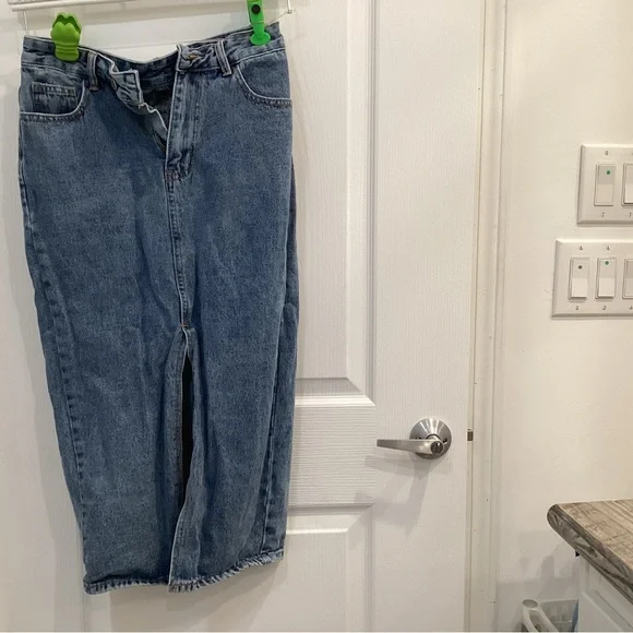 SHEIN denim skirt - Picture 2 of 7